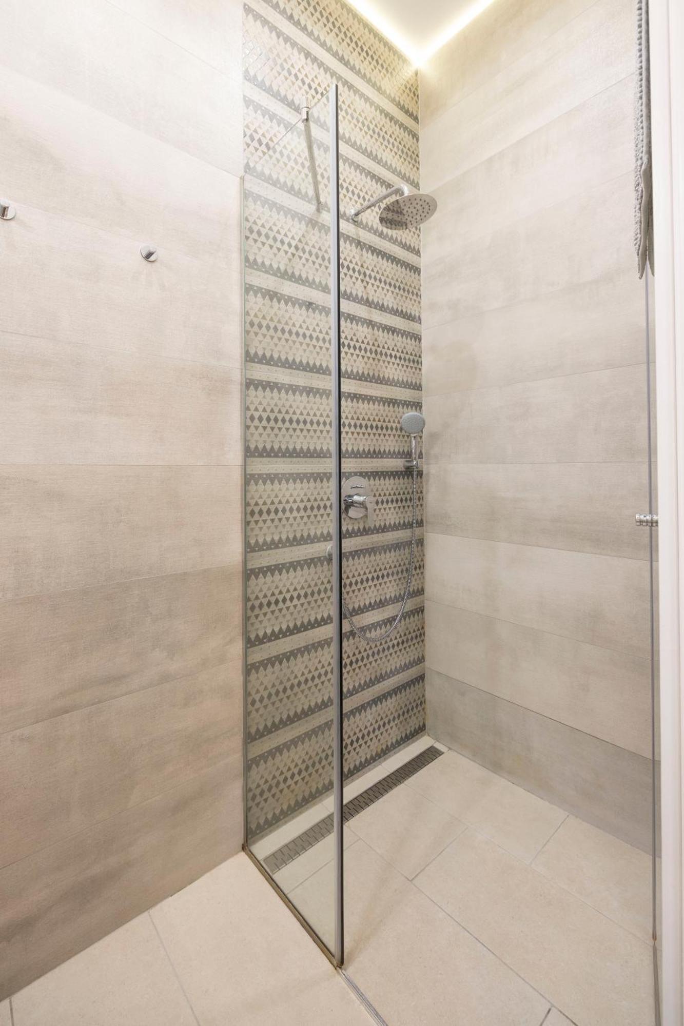 Luxury Quentin Apartment 2 BEDRM, 2 BATHRM Budapest Extérieur photo